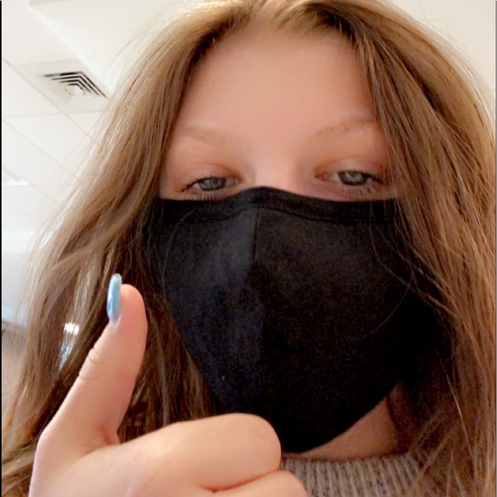 Meet your Posher, Emily